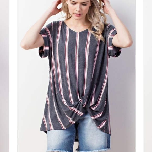 💗BEAUTIFUL TOP - Picture 2 of 4